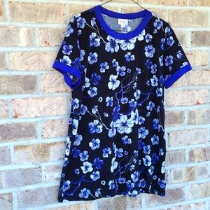 Lularoe Floral Purple Liv Tshirt